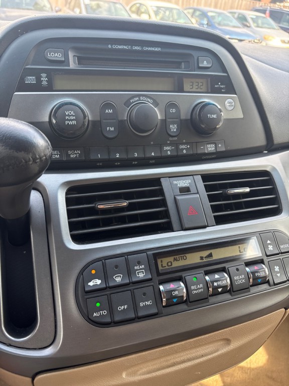 2007 Honda Odyssey Image 18
