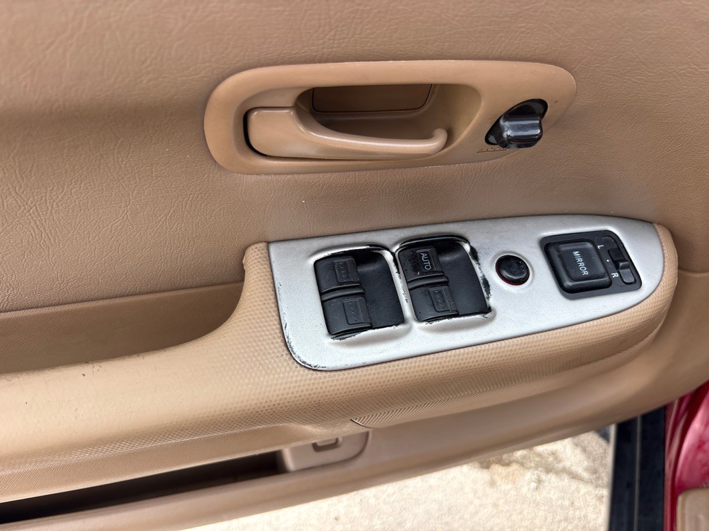 2004 Honda CR-V Image 17