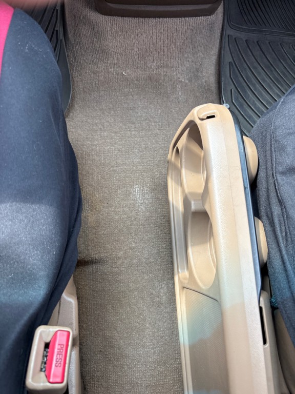 2004 Honda CR-V Image 26