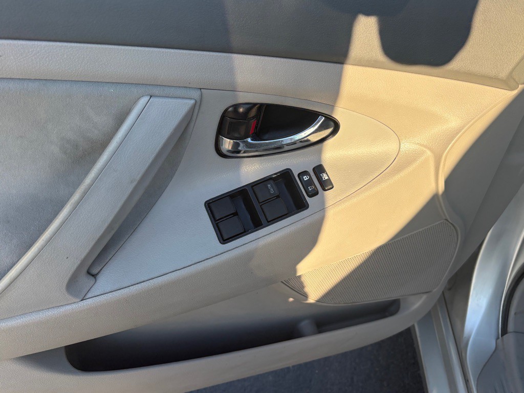 2009 Toyota Camry Image 14