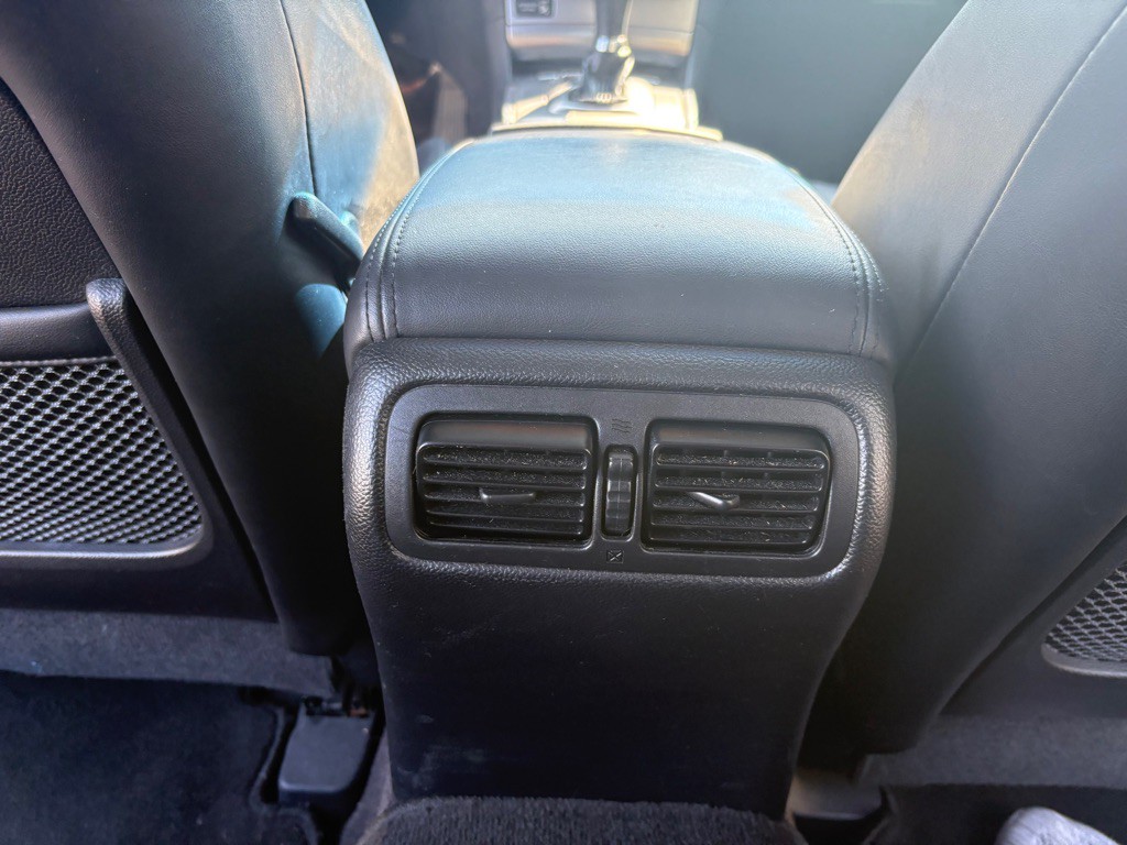 2012 INFINITI G25 Image 14