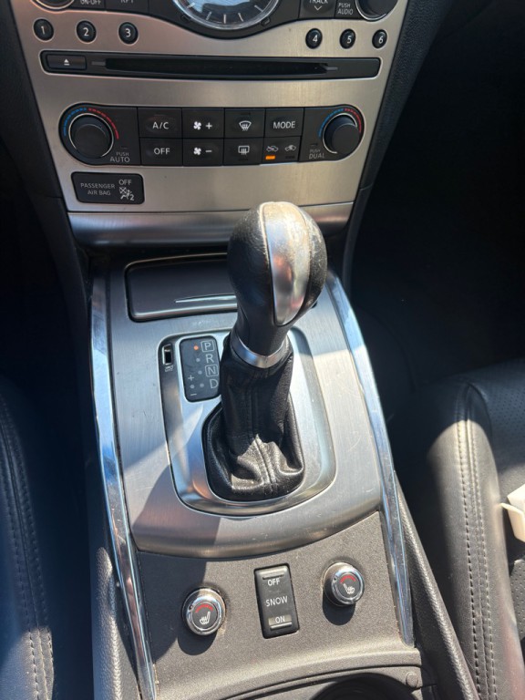 2012 INFINITI G25 Image 24
