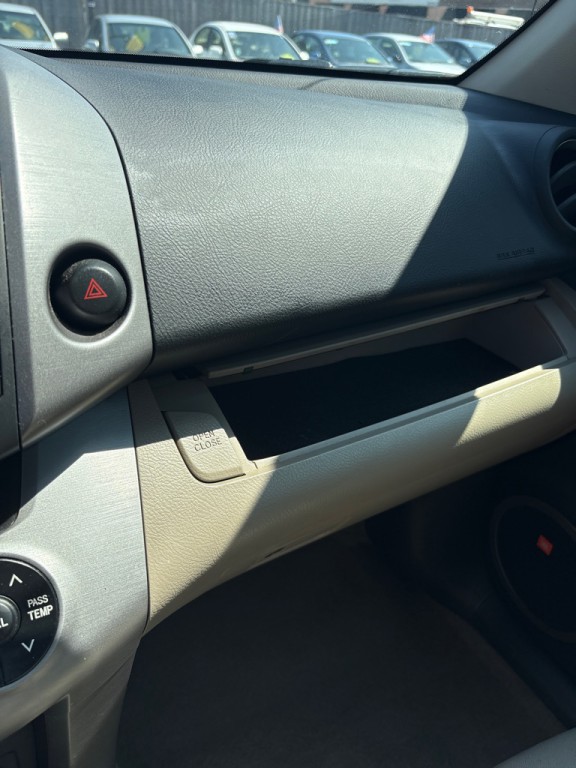 2006 Toyota Rav4 Image 24
