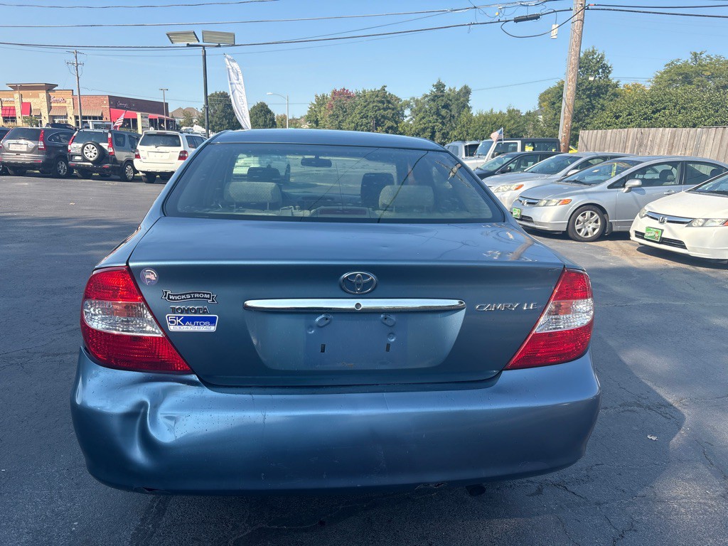 2004 Toyota Camry Image 5