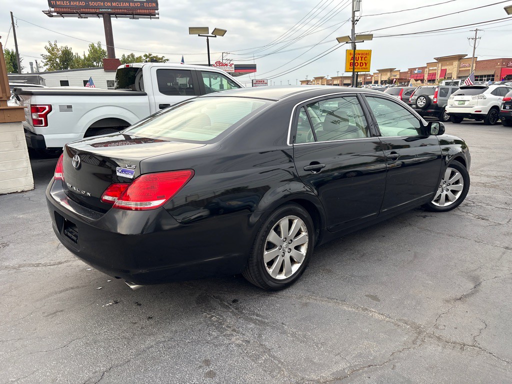2005 Toyota Avalon Image 4