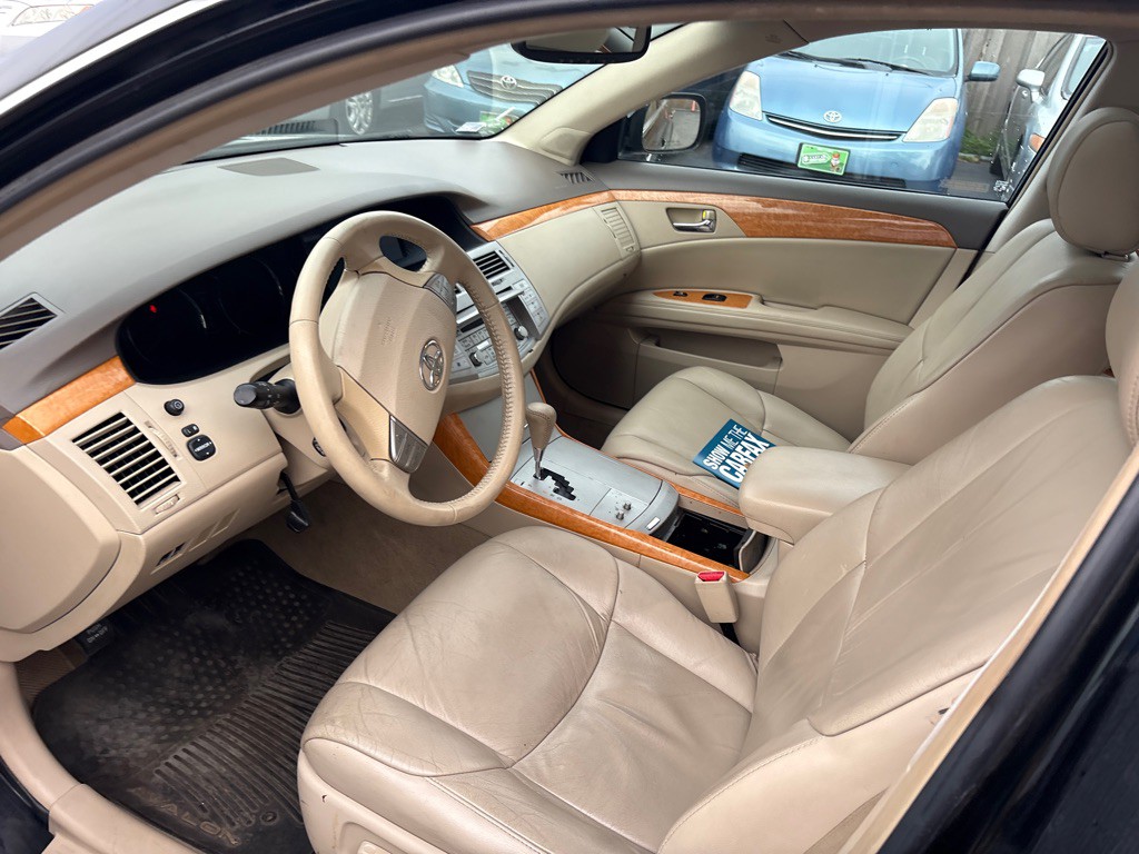 2005 Toyota Avalon Image 14