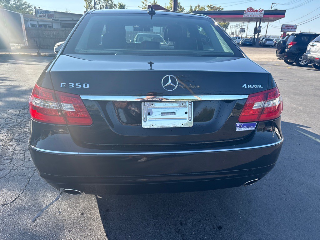 2012 Mercedes-Benz E-Class Image 5