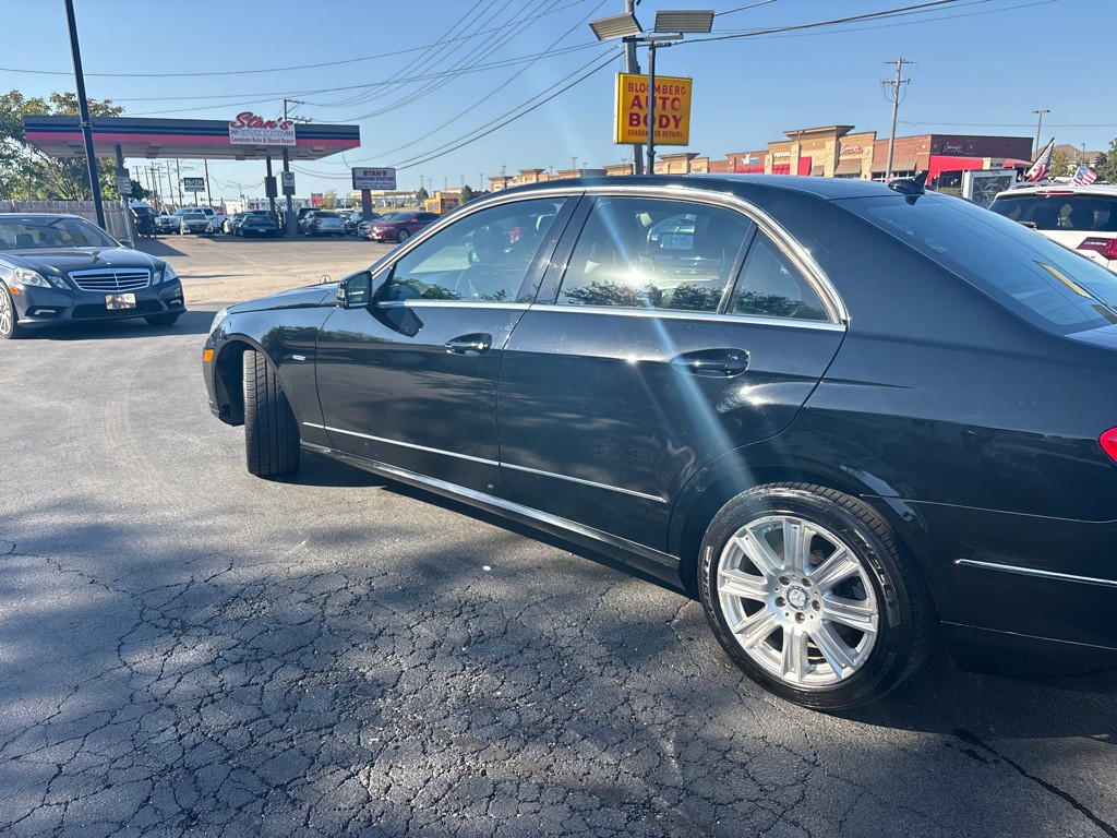 2012 Mercedes-Benz E-Class Image 6