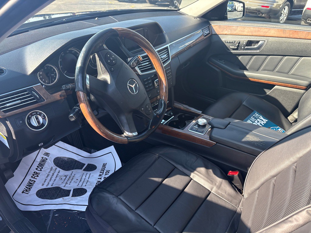 2012 Mercedes-Benz E-Class Image 15