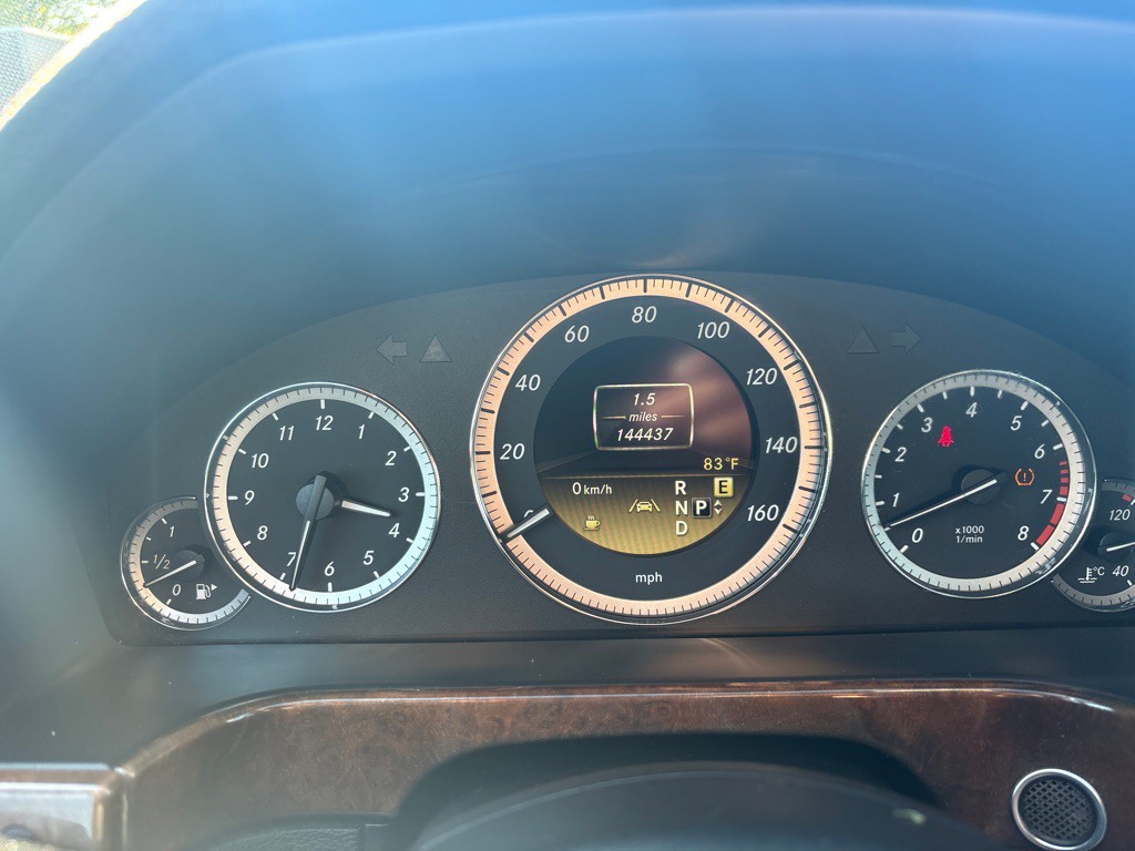 2012 Mercedes-Benz E-Class Image 20
