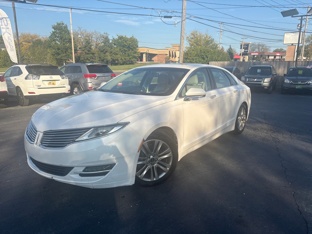 2013 Lincoln MKZ Image 1