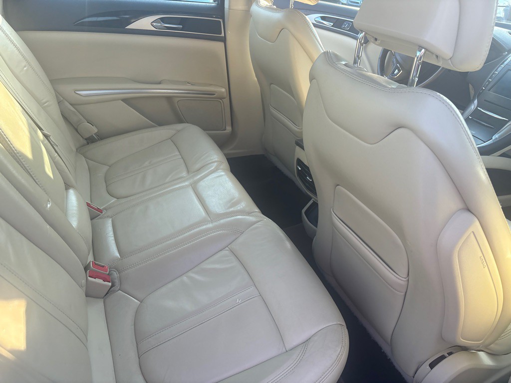 2013 Lincoln MKZ Image 12