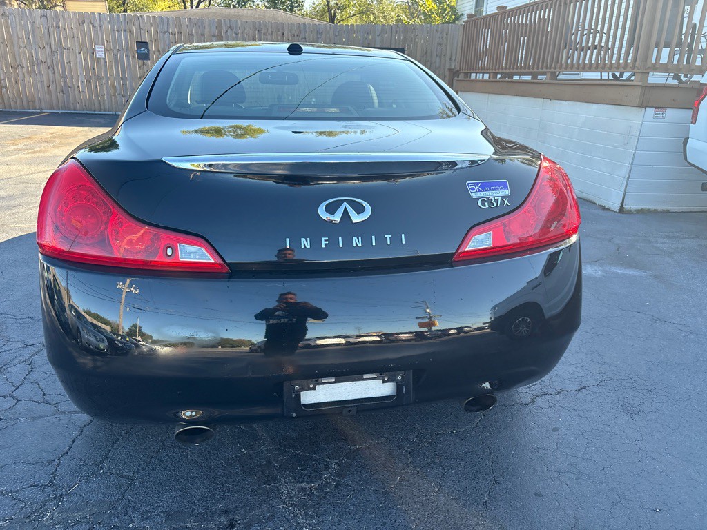 2009 INFINITI G37 Image 5