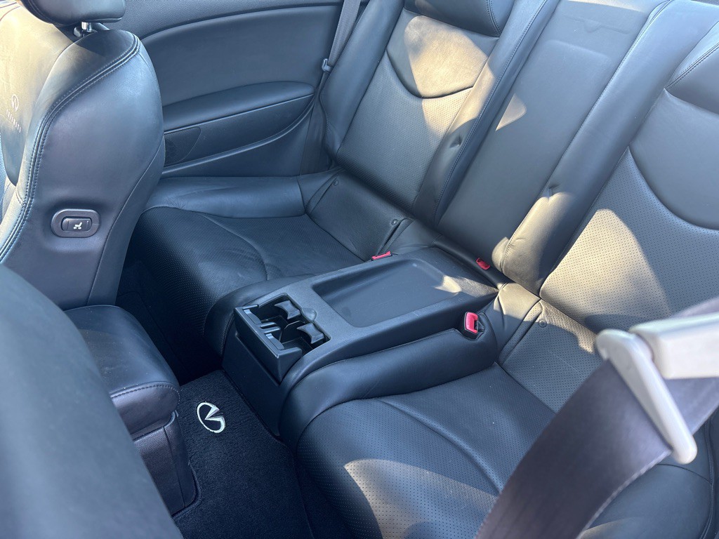 2009 INFINITI G37 Image 11