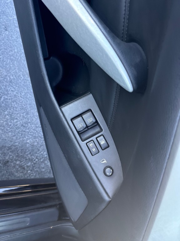 2009 INFINITI G37 Image 13