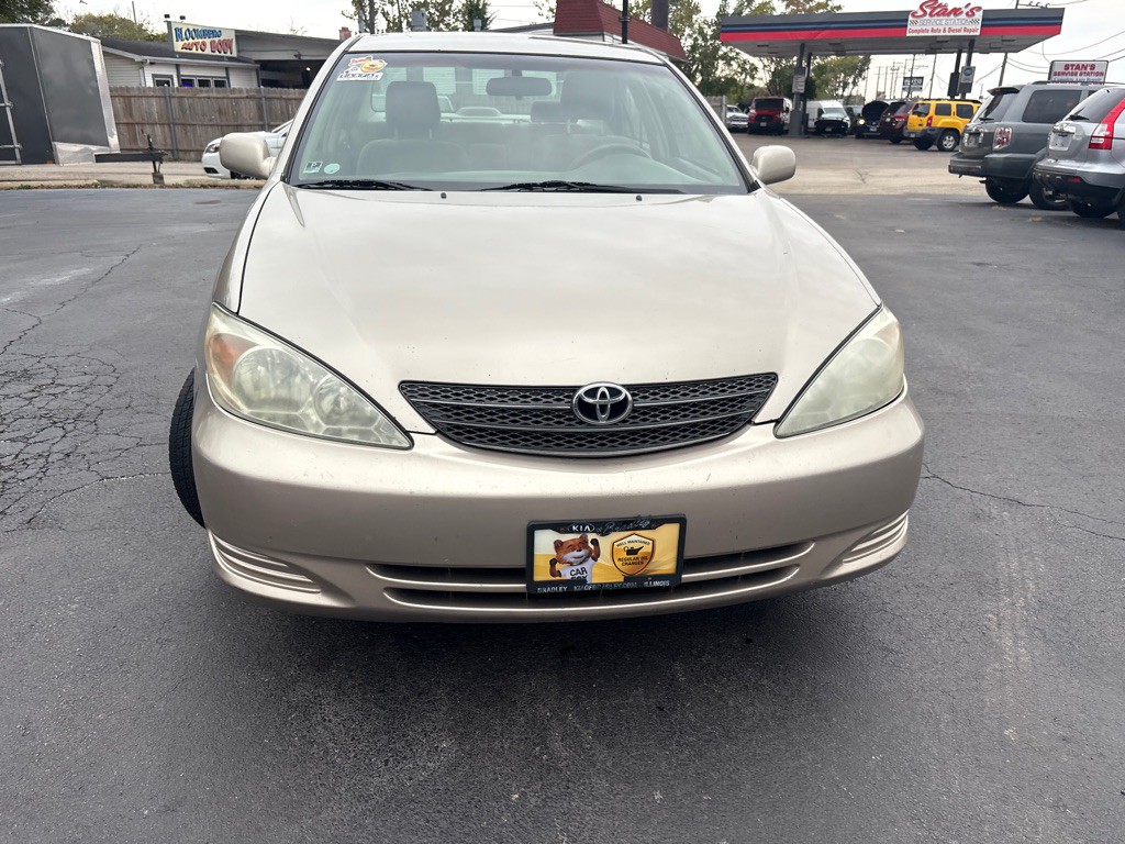 2003 Toyota Camry Image 2