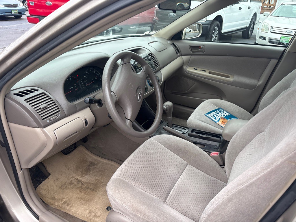 2003 Toyota Camry Image 11