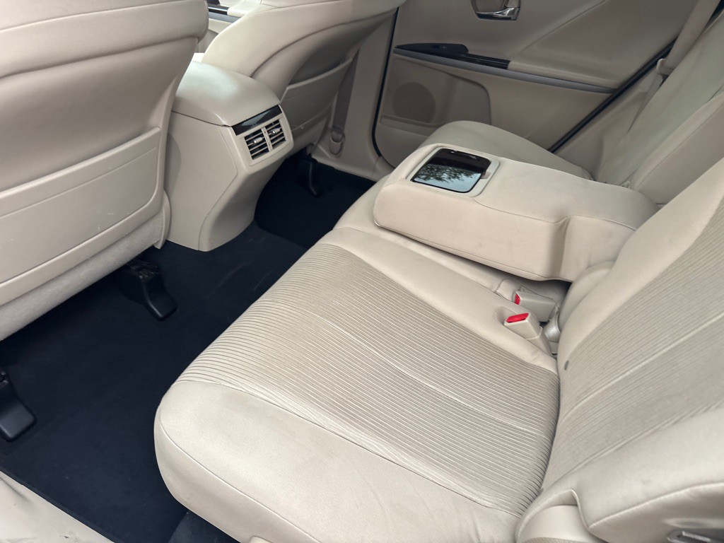 2012 Toyota Venza Image 11
