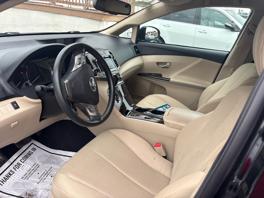 2012 Toyota Venza Image 15