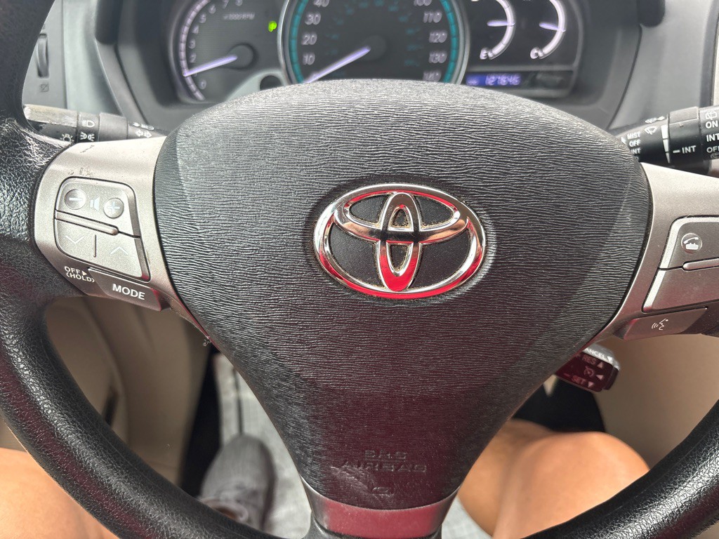 2012 Toyota Venza Image 17