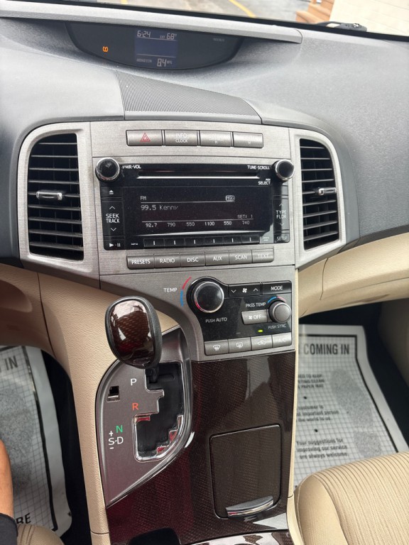 2012 Toyota Venza Image 19