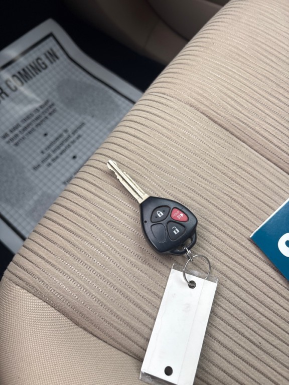 2012 Toyota Venza Image 23
