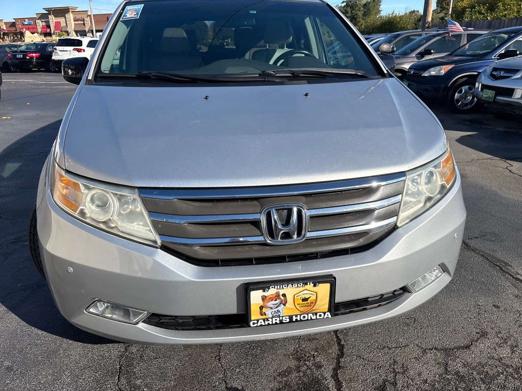 2011 Honda Odyssey Image 2