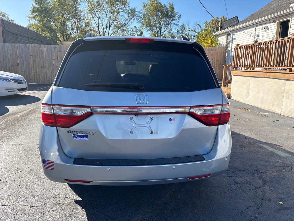 2011 Honda Odyssey Image 5