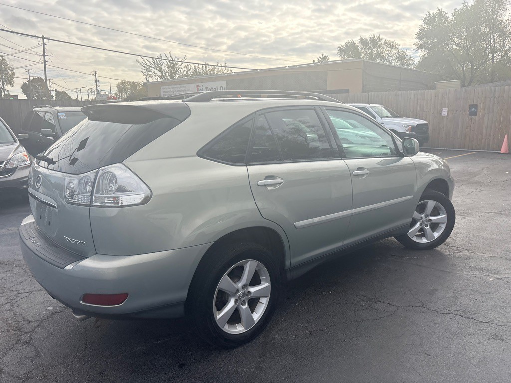 2005 Lexus RX Image 4