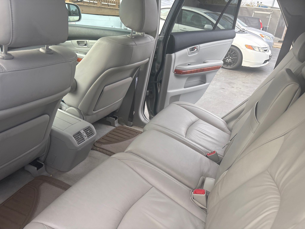 2005 Lexus RX Image 14