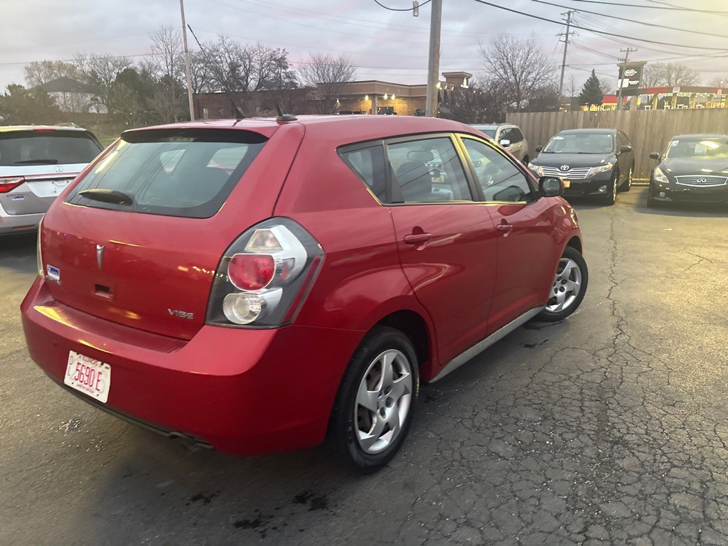2009 Pontiac Vibe Image 4