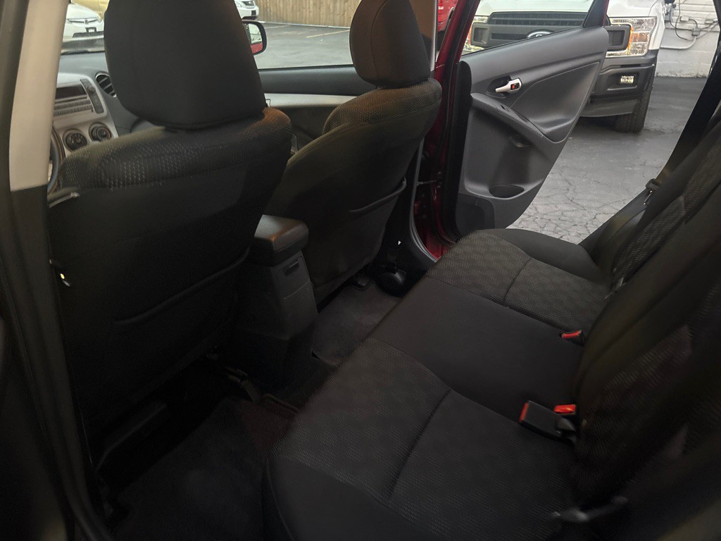 2009 Pontiac Vibe Image 10