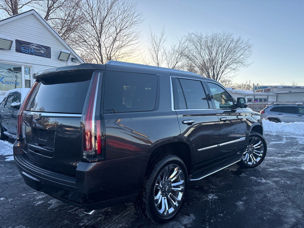 2018 Cadillac Escalade Image 4