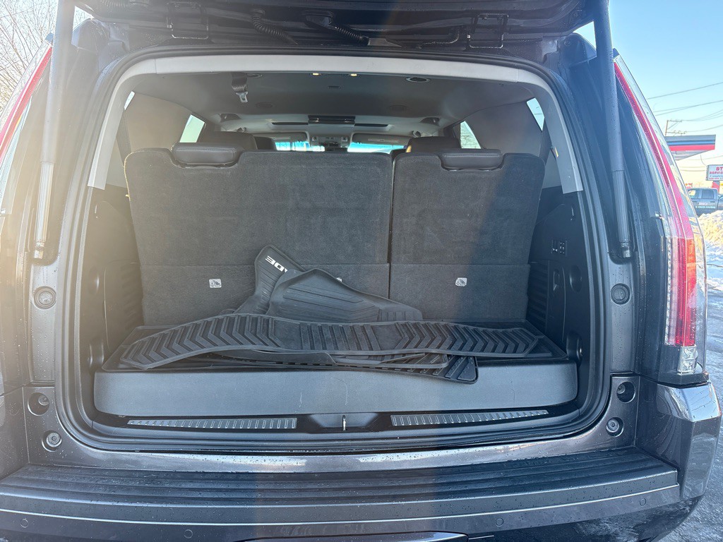 2018 Cadillac Escalade Image 8