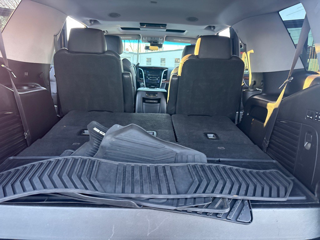 2018 Cadillac Escalade Image 12