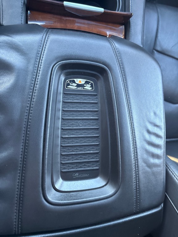 2018 Cadillac Escalade Image 26