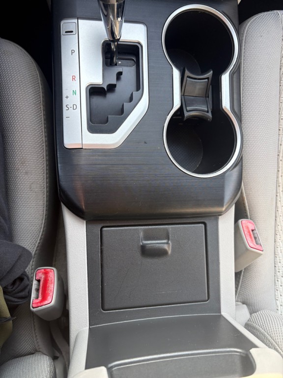 2012 Toyota Camry Image 19