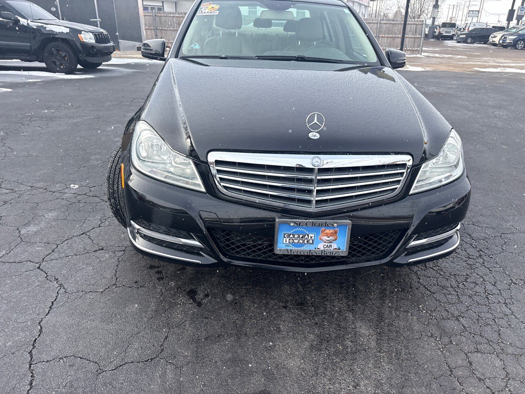 2014 Mercedes-Benz C-Class Image 2