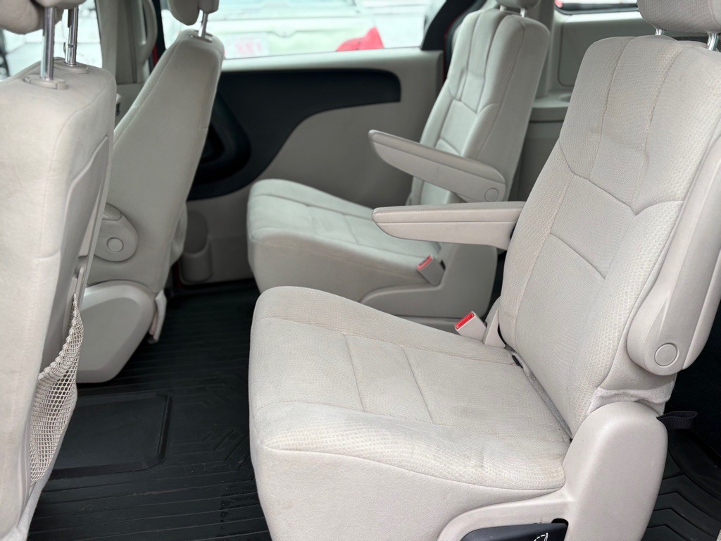 2012 Dodge Grand Caravan Image 11