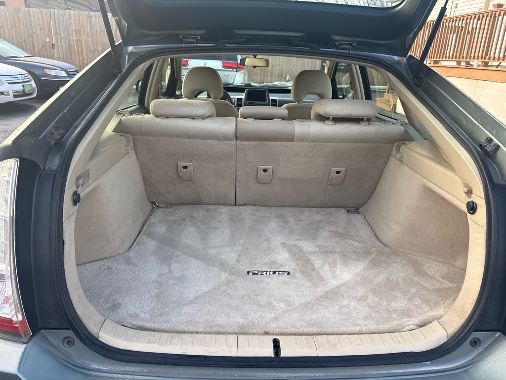 2004 Toyota Prius Image 9