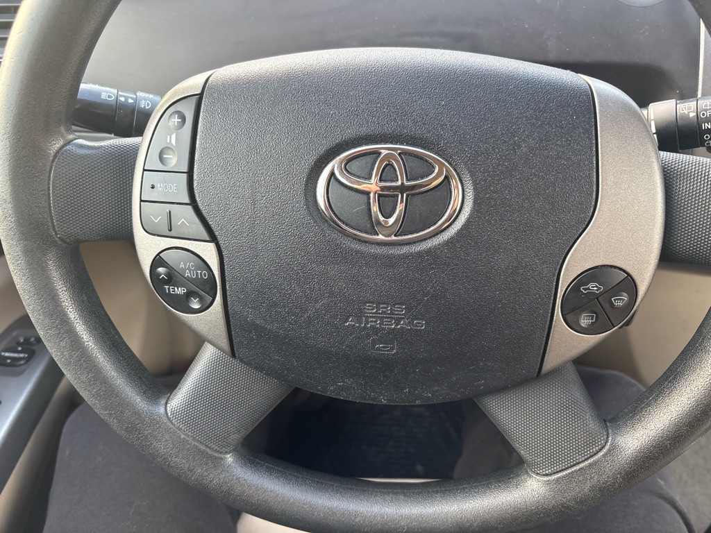 2004 Toyota Prius Image 16