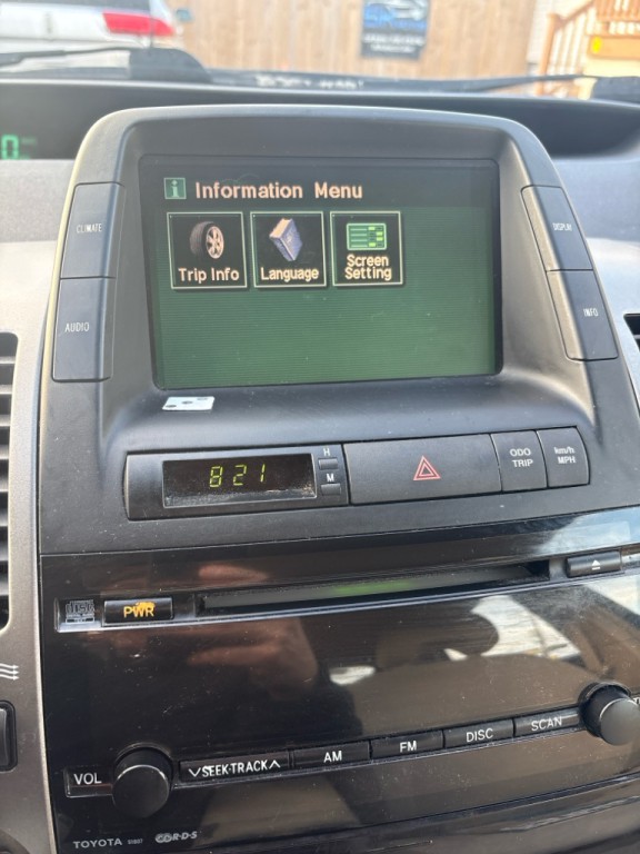 2004 Toyota Prius Image 20