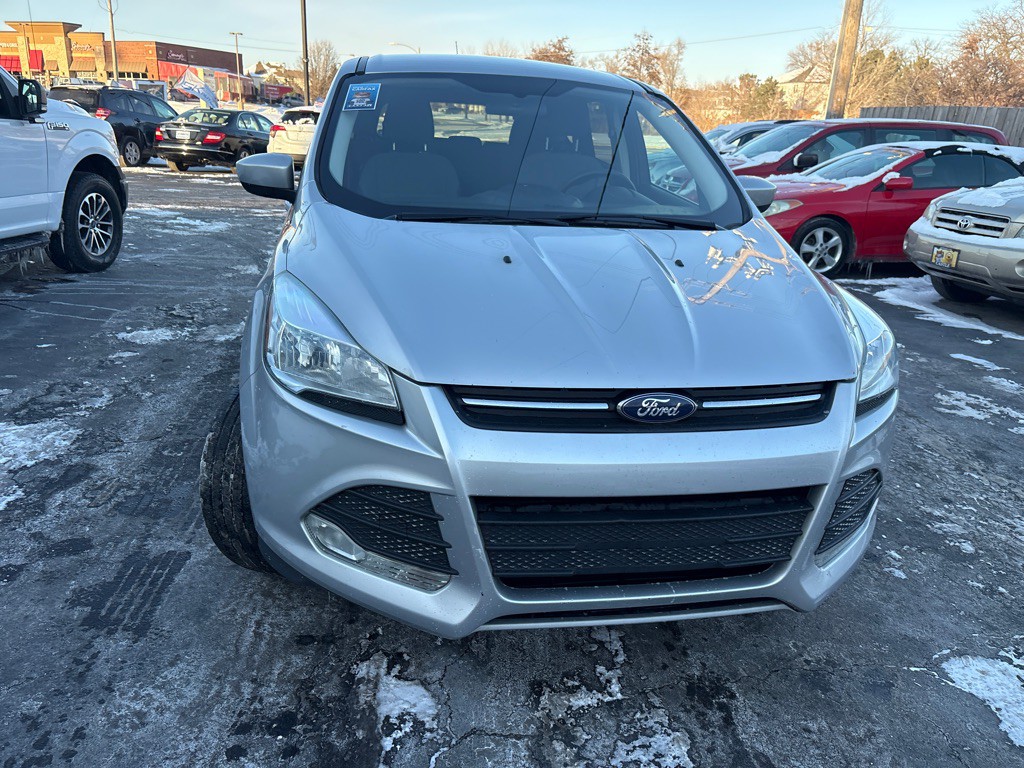 2016 Ford Escape Image 2