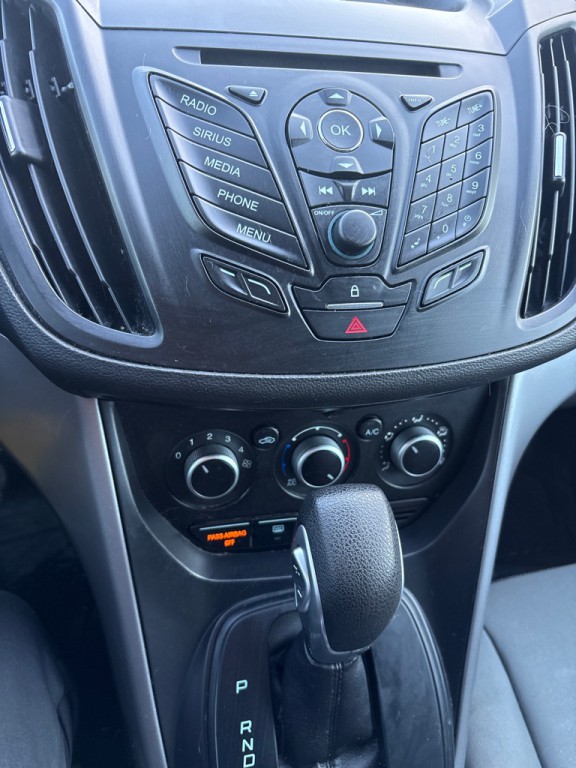 2016 Ford Escape Image 22