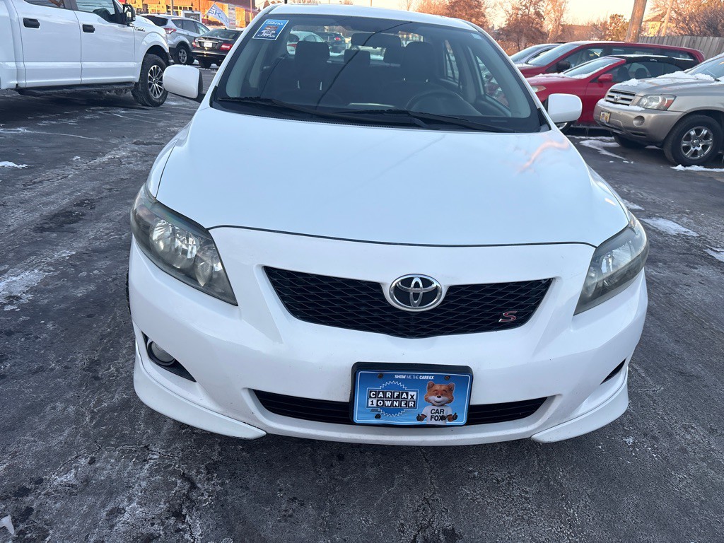 2010 Toyota Corolla Image 2