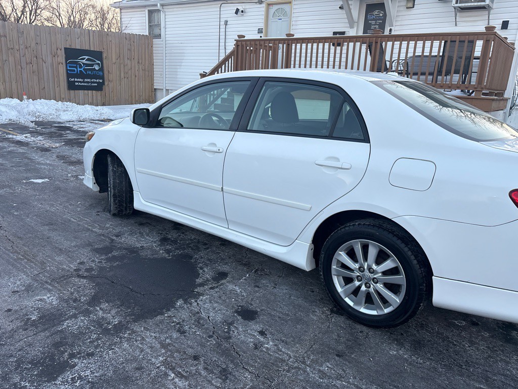 2010 Toyota Corolla Image 6