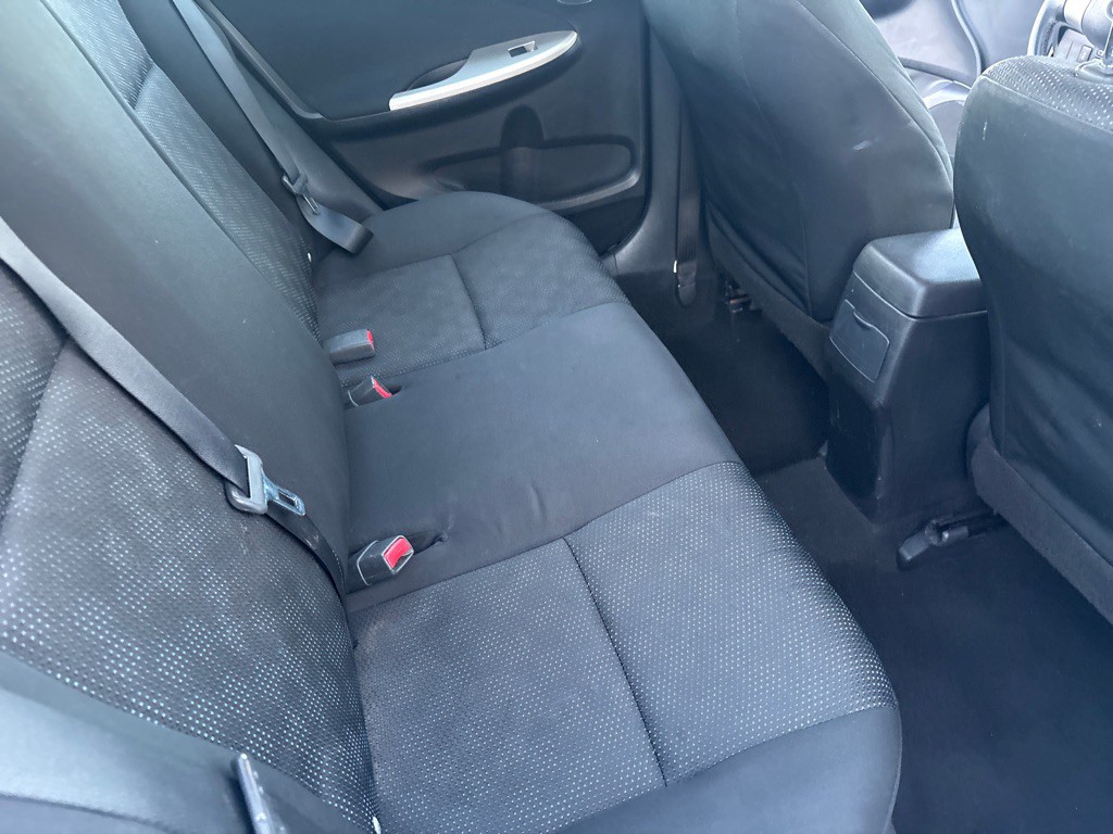 2010 Toyota Corolla Image 11