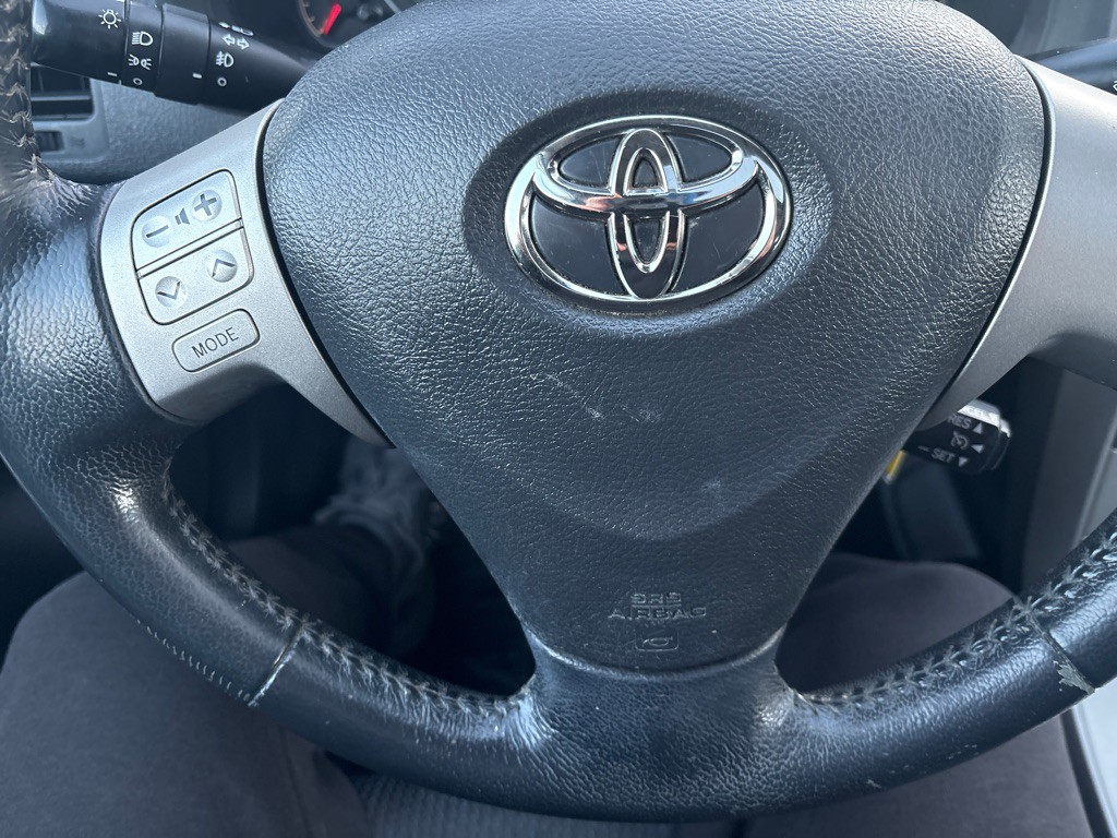 2010 Toyota Corolla Image 18