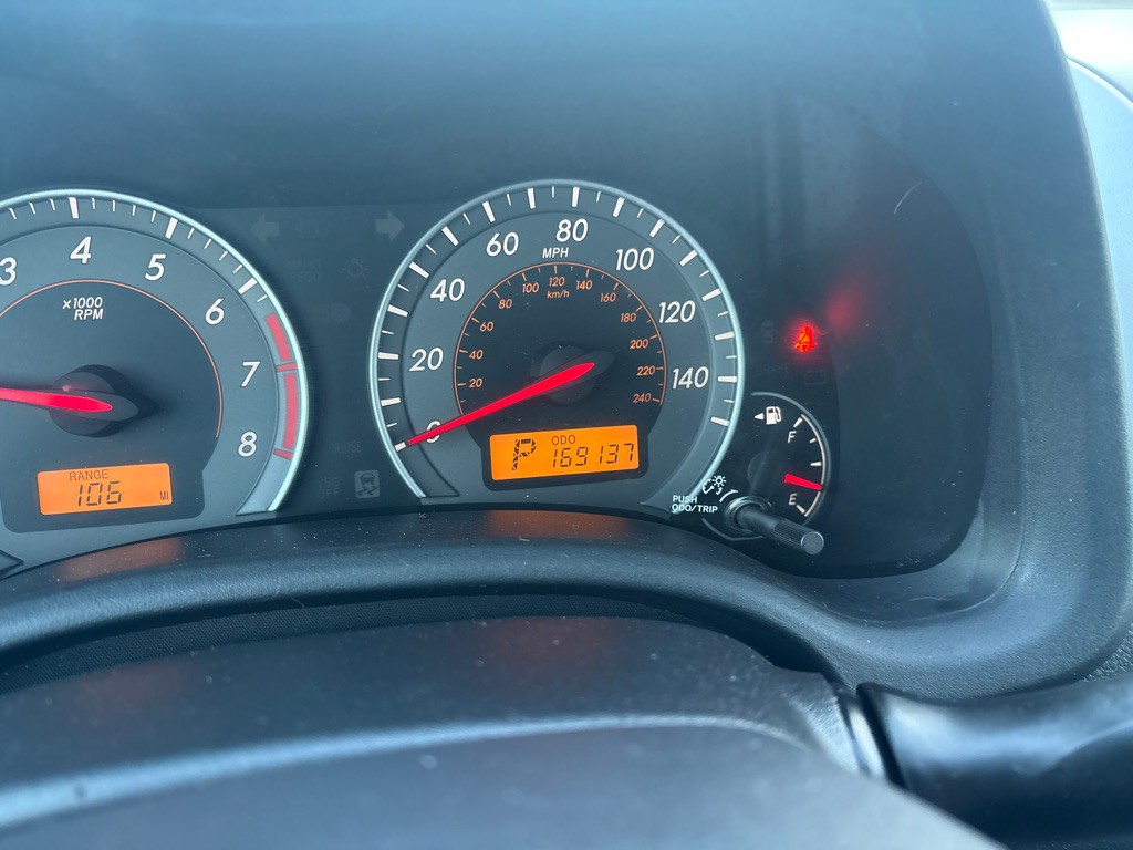 2010 Toyota Corolla Image 19