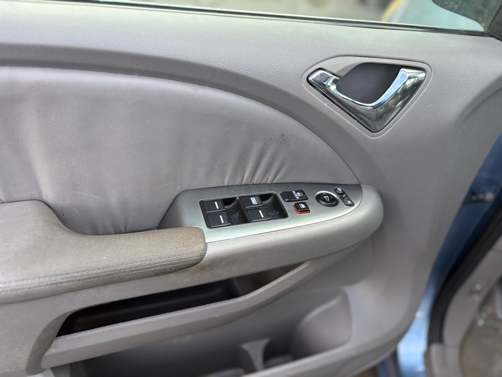 2008 Honda Odyssey Image 14